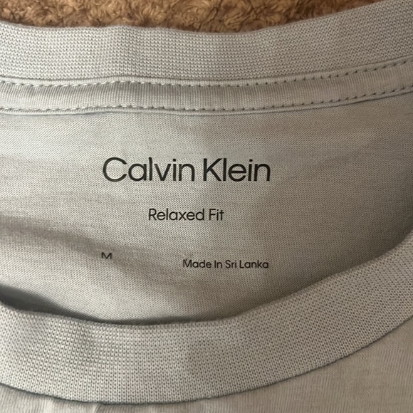 NEW  Calvin Klein Men's Relaxed Fit T-Shirt blue size M - Picture 2 of 4